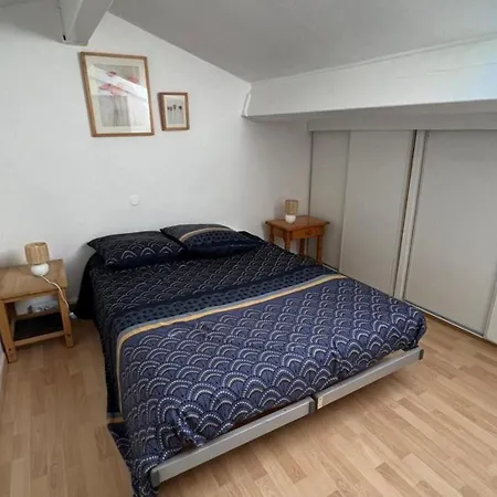 Appartement Hyeres, 2 Pieces, 4 Personnes - Fr-1-335-154